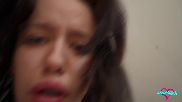 Жена встречает мужа. Секс от первого лица 4К - 9